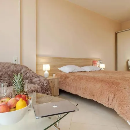 Apartman жк гагарин плаза R Odessza